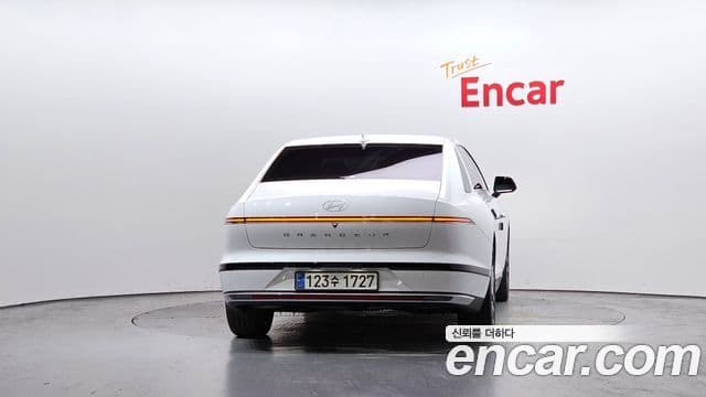 Hyundai Grandeur (GN7) Premium, 2023 4