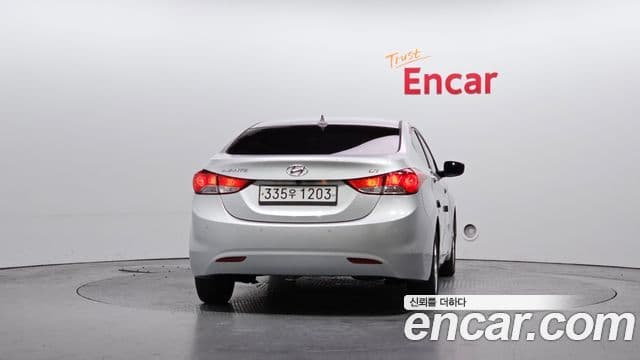 Hyundai Avante MD Style, 2013 4