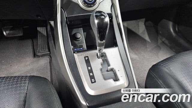 Hyundai Avante MD Style, 2013 9