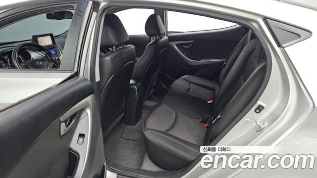 Hyundai Avante MD Style, 2013 13