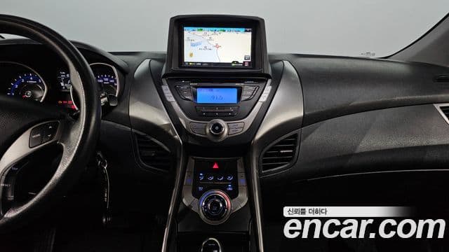 Hyundai Avante MD Style, 2013 15