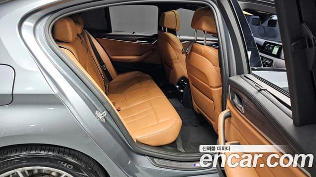 BMW 5시리즈 (G30) 520d xDrive M Sport Plus, 2017 12