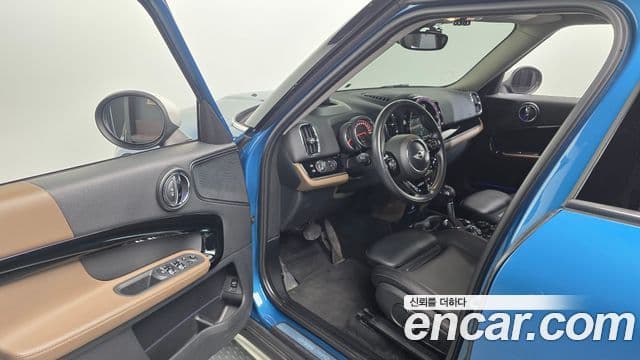 Mini Cooper SD Countryman 2세대, 2018 10