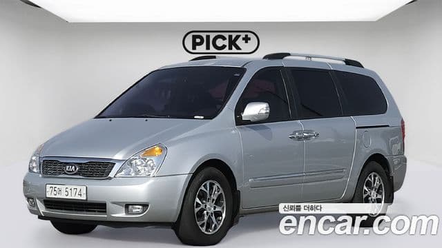 Kia Carnival R топовая версия, 2014 1