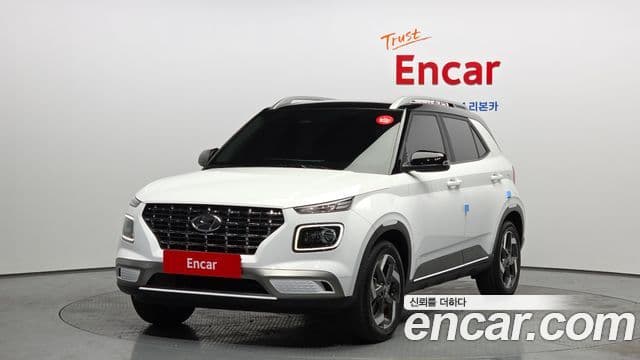 Hyundai Venue Premium, 2023 1