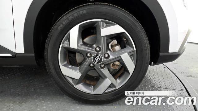 Hyundai Venue Premium, 2023 все фото