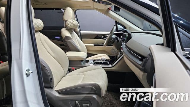 Kia Carnival 4세대 Signature, 2023 10