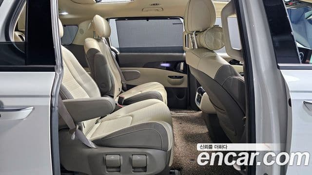 Kia Carnival 4세대 Signature, 2023 12