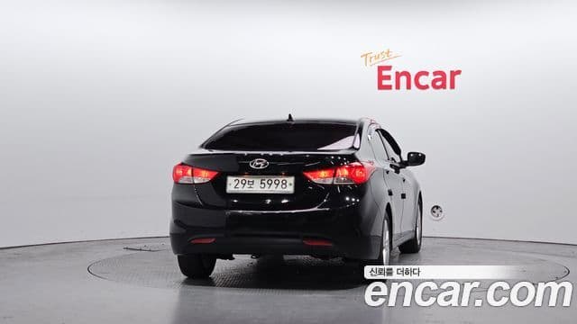 Hyundai Avante MD Modern, 2013 4