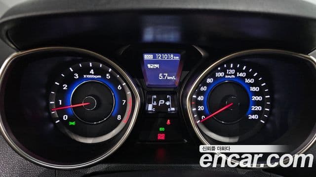 Hyundai Avante MD Modern, 2013 8