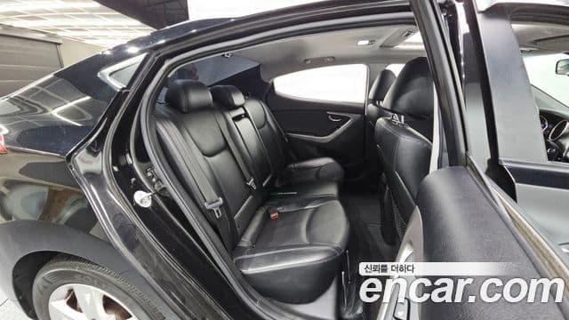 Hyundai Avante MD Modern, 2013 12