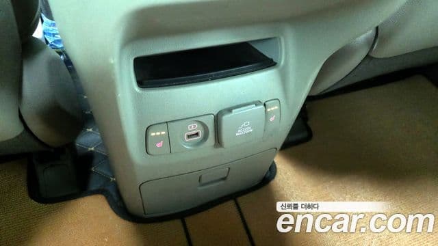 Kia All New Carnival Prestige, 2017 16