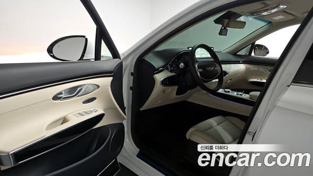 Genesis GV70, 2023 11