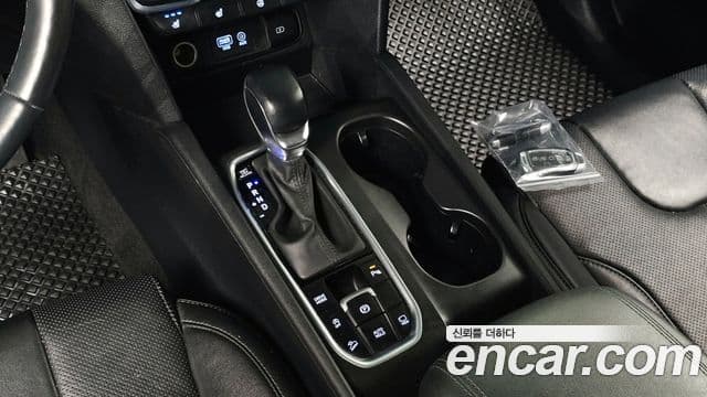 Hyundai Santa Fe TM Exclusive, 2020 9