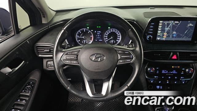 Hyundai Santa Fe TM Exclusive, 2020 13