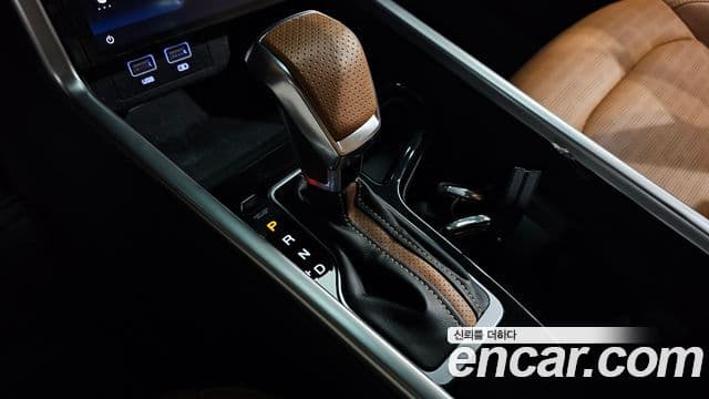 KG모빌리티(SsangYong) Torres Black Edition, 2024 9