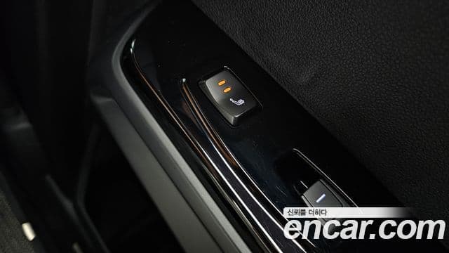 KG모빌리티(SsangYong) Torres Black Edition, 2024 19