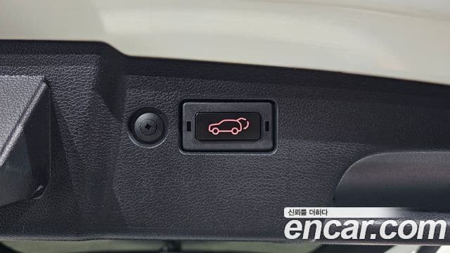 KG모빌리티(SsangYong) Torres Black Edition, 2024 20