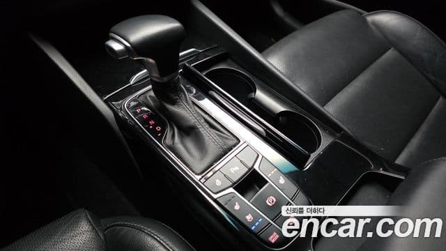 Kia All New K7 Prestige, 2017 9