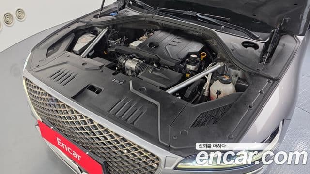 Genesis GV70, 2021 6