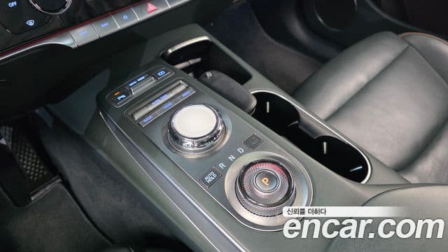 Genesis GV70, 2021 9