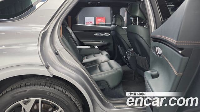 Genesis GV70, 2021 12