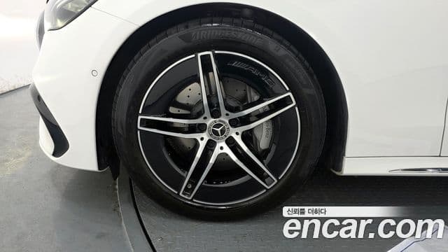 Mercedes-Benz E-класс W214 AMG Line, 2026 все фото