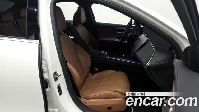 Mercedes-Benz E-класс W214 AMG Line, 2026 11