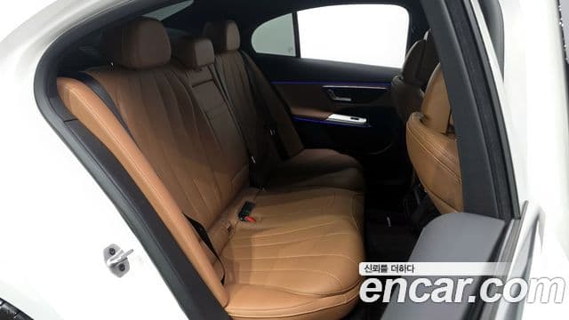 Mercedes-Benz E-класс W214 AMG Line, 2026 12