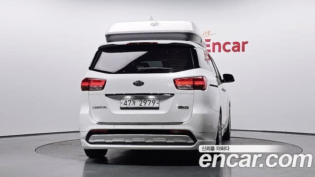 Kia All New Carnival Noblesse, 2016 4