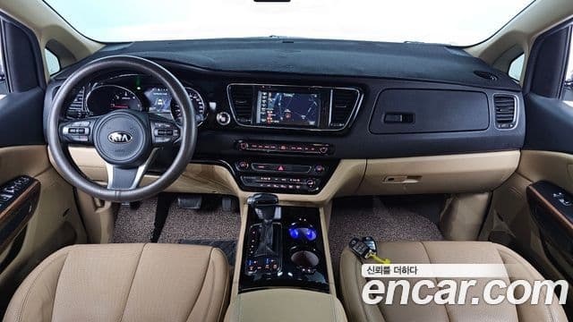 Kia All New Carnival Noblesse, 2016 7