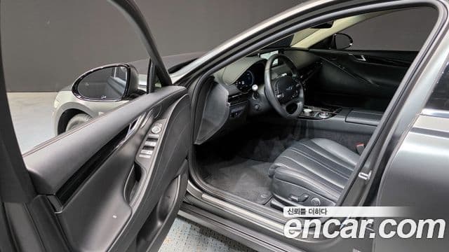 Genesis G80 (RG3) бензин 2.5 турбо 2WD, 2023 10