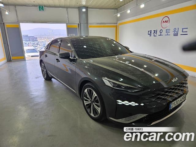 Kia K8 гибрид Signature, 2023 2