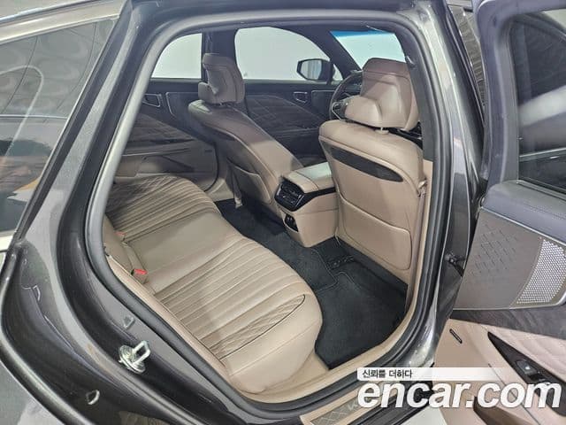 Kia K8 гибрид Signature, 2023 14