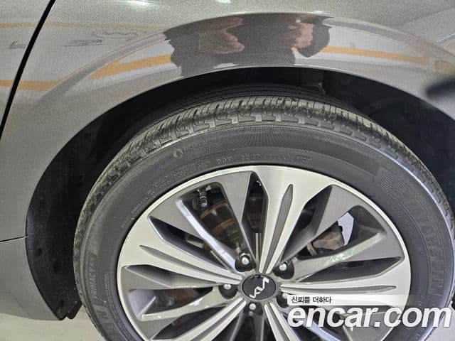 Kia K8 гибрид Signature, 2023 20