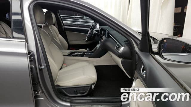 Genesis The / новый New G70, 2021 11