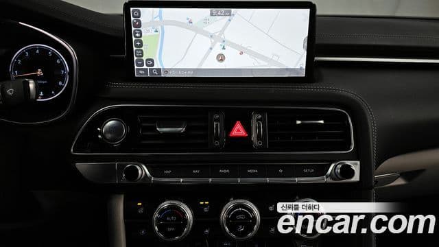 Genesis The / новый New G70, 2021 14