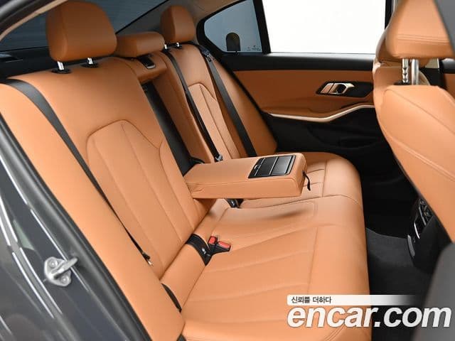 BMW 3시리즈 (G20), 2025 12