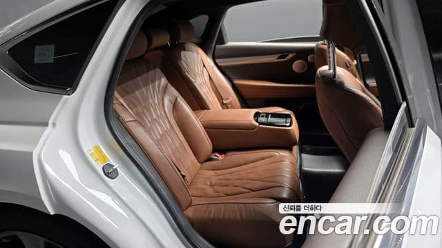 Genesis G80 (RG3) бензин 2.5 турбо AWD, 2021 12