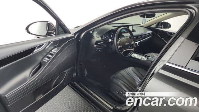 Genesis G80 (RG3) бензин 2.5 турбо AWD, 2022 10