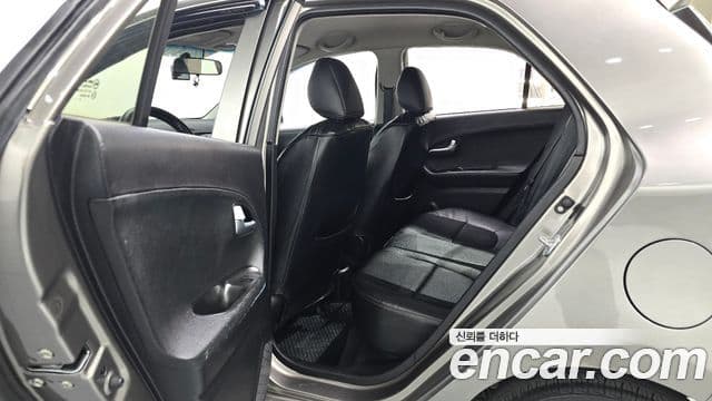 Kia All New Morning Special, 2013 12