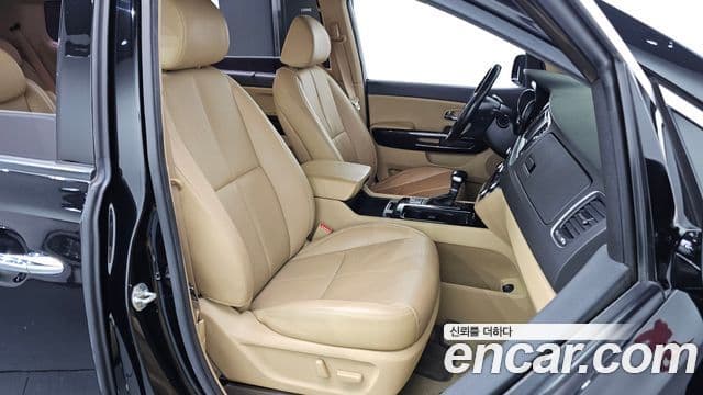 Kia All New Carnival Noblesse, 2017 10