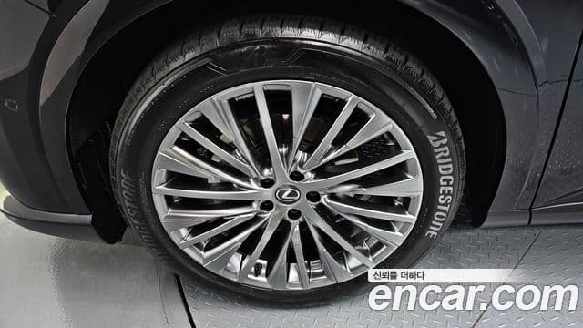 Lexus RX350h 5세대 Luxury, 2023 все фото