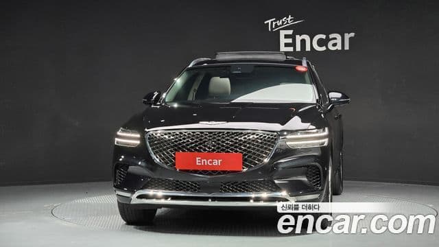 Genesis GV70, 2023 3