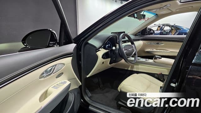 Genesis GV70, 2023 11