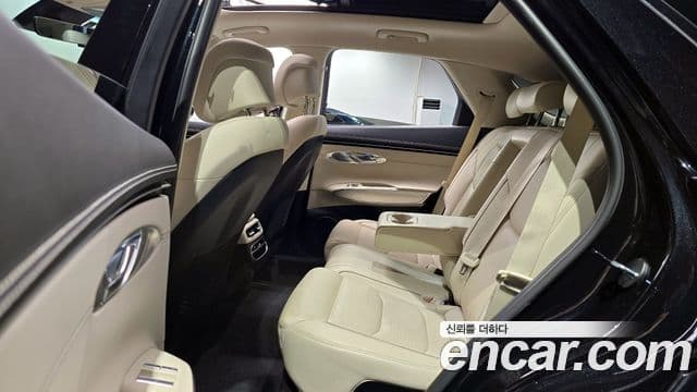 Genesis GV70, 2023 12