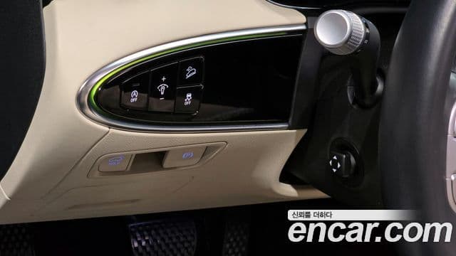 Genesis GV70, 2023 14