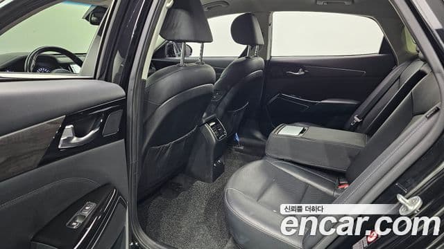 Kia K7 Premier Prestige, 2020 11