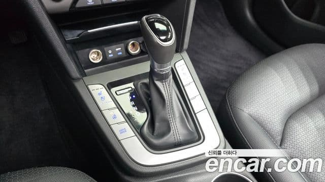 Hyundai Avante AD 1.6 GDI Smart, 2018 9