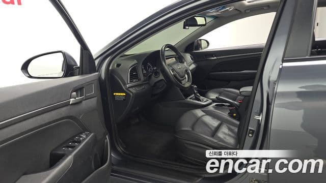 Hyundai Avante AD 1.6 GDI Smart, 2018 10